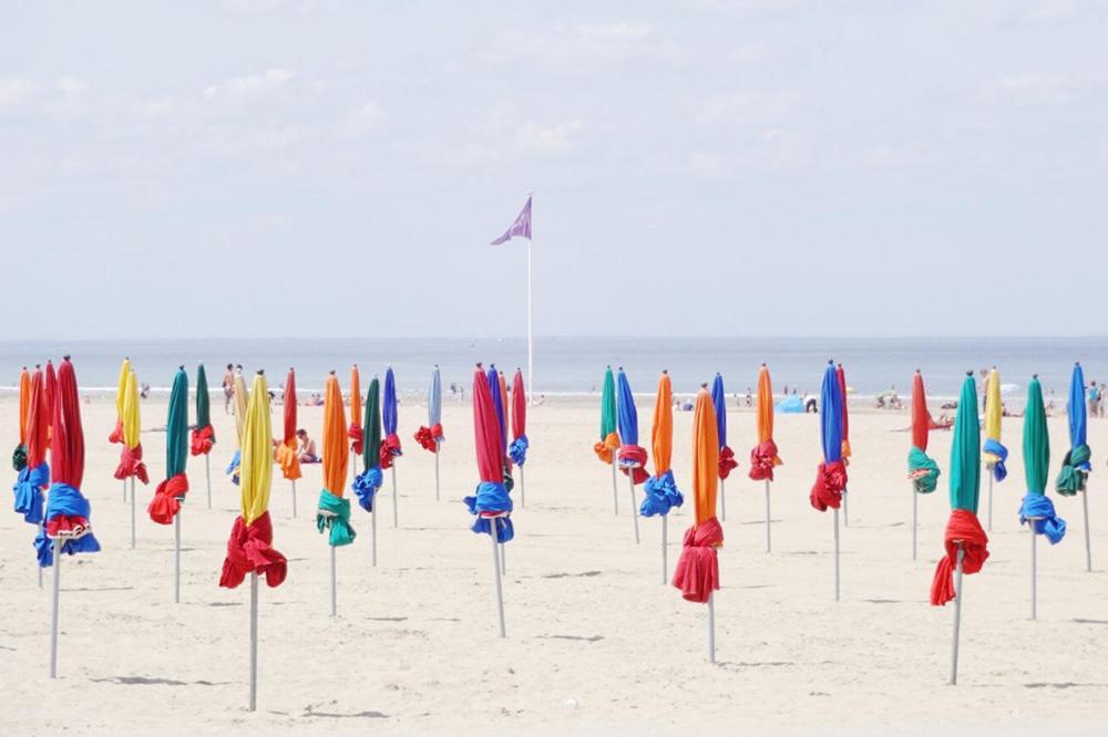 Le Deauvillais Deauville Bagian luar foto